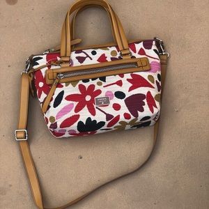 Brand new (with tags) Fossil purse